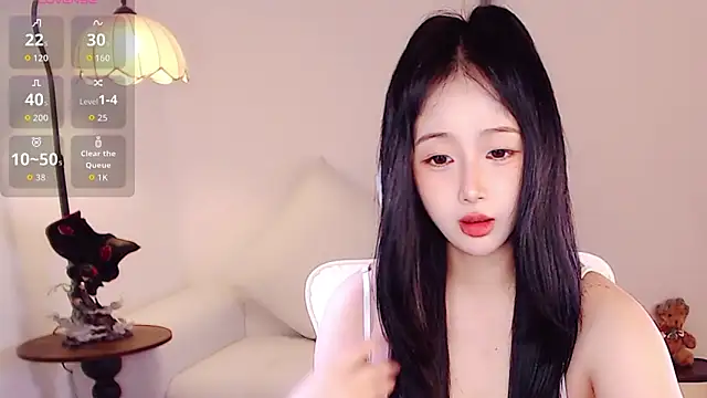 Luck-256 online show from April 2026 04:11:02 PM