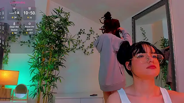 mira0 0 online show from April 2026 07:31:02 PM