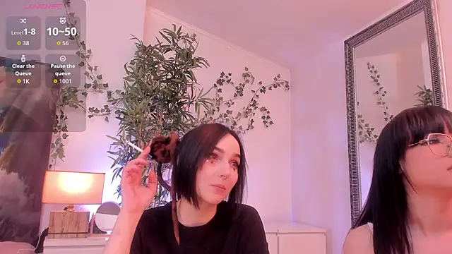 mira0 0 online show from April 2026 07:26:02 PM