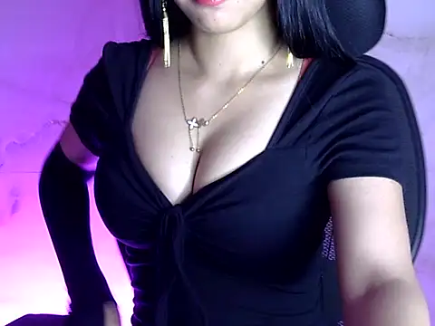 Snapshot of Anaya_singh chatting on April 2026 02:35:01 PM Anaya singh online show from April 2026 02:35:01 PM