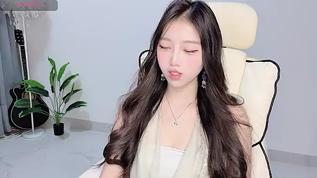 Yukiy8877 online show from March 2026 10:22:01 PM