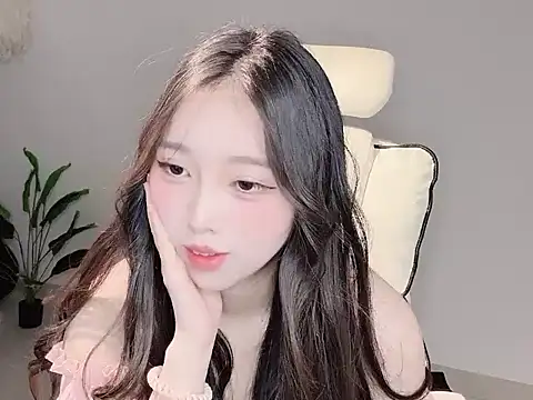 Yukiy8877 online show from March 2026 09:53:02 AM