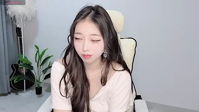 Yukiy8877 online show from March 2026 10:07:02 PM