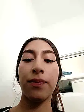 Sexy sara outdoorss online show from April 2026 09:39:33 PM