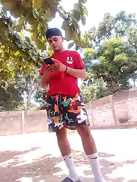 Snapshot of HOTRAINYGOLDEN chatting on March 2026 03:46:01 PM HOTRAINYGOLDEN online show from March 2026 03:46:01 PM