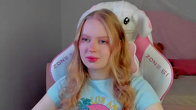 Snapshot of BellaVenatrix chatting on April 2026 05:20:02 AM BellaVenatrix online show from April 2026 05:20:02 AM