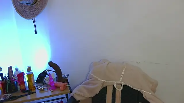 zyra vex online show from April 2026 03:09:01 PM