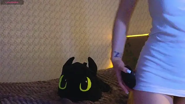 dark honey  online show from March 2026 02:23:01 AM