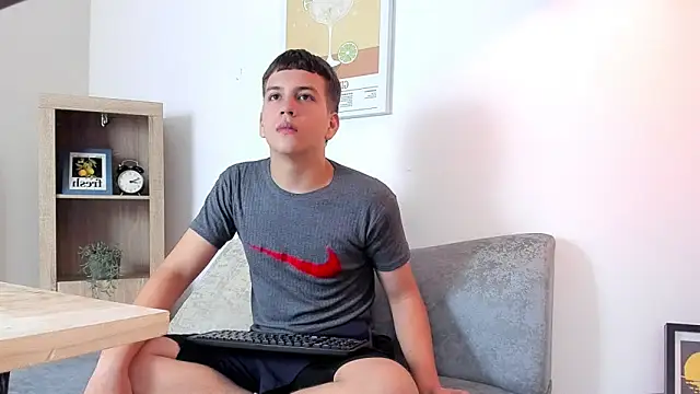 dennis hills online show from March 2026 01:04:01 PM