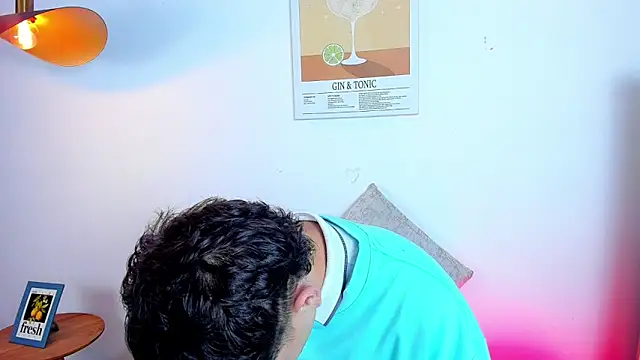 dennis hills online show from April 2026 12:39:01 PM