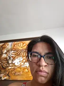 Gia-and-Lara online show from March 2026 01:24:01 PM