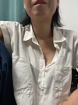 lilysister66 online show from July 2026 05:12:02 PM