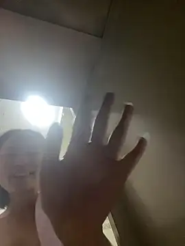 lilysister66 online show from July 2026 11:02:01 PM
