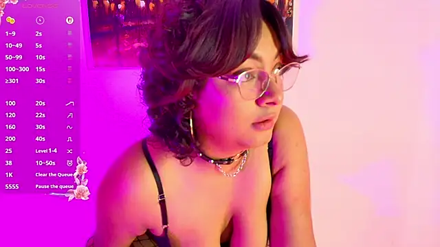 alexa cruz   online show from July 2026 05:45:02 PM