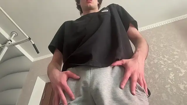 tomasdickpick online show from May 2026 08:19:01 AM