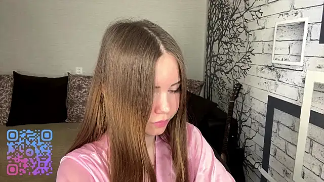Snapshot of ElmiraDabato chatting on June 2026 05:52:02 AM ElmiraDabato online show from June 2026 05:52:02 AM