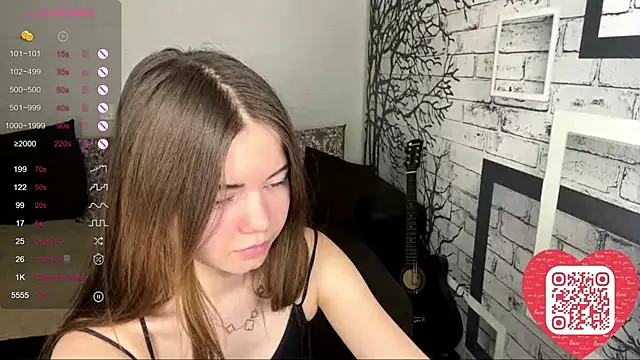Snapshot of ElmiraDabato chatting on July 2026 10:27:01 AM ElmiraDabato online show from July 2026 10:27:01 AM