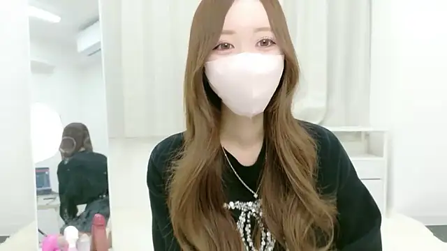 Snapshot of salachan_v chatting on April 2026 11:16:01 AM salachan v online show from April 2026 11:16:01 AM