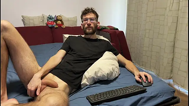 SoloUno0 online show from April 2026 05:21:01 PM