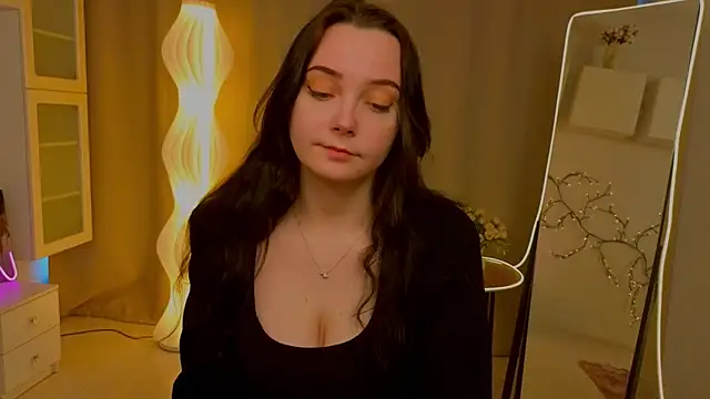 KaraNeagle online show from March 2026 06:15:02 AM