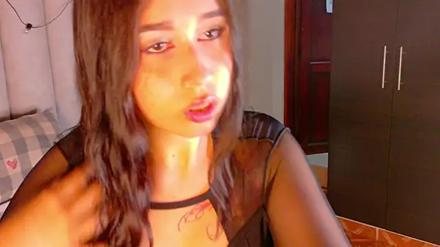 StarrMoon   online show from March 2026 03:05:01 AM