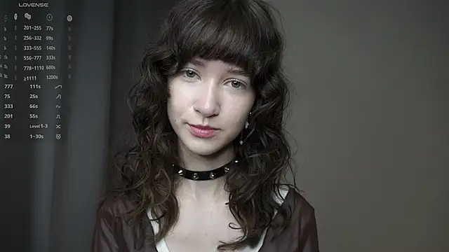 Snapshot of DellaLeck chatting on April 2026 09:38:02 PM DellaLeck online show from April 2026 09:38:02 PM