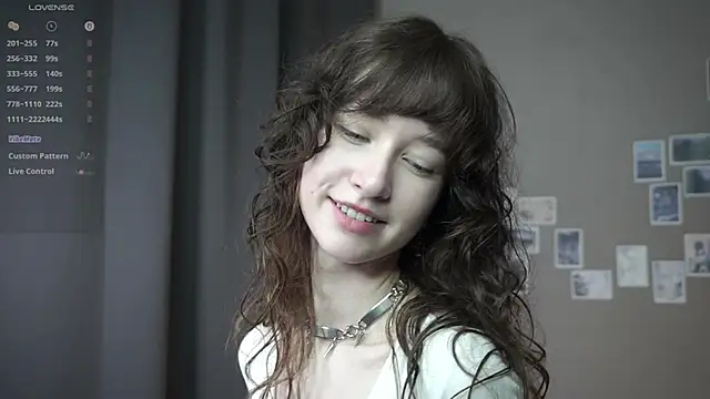 DellaLeck online show from May 2026 08:00:02 PM