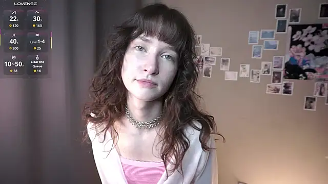 DellaLeck online show from April 2026 07:37:01 PM