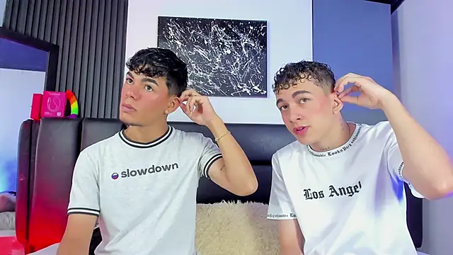 Snapshot of Duolust2 chatting on March 2026 12:18:02 PM Duolust2 online show from March 2026 12:18:02 PM