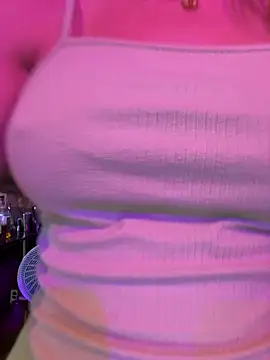 zelyramonvielly online show from April 2026 12:37:01 AM