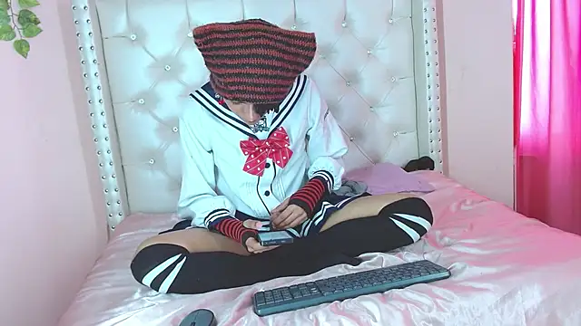 romeo laurient online show from May 2026 05:05:01 PM