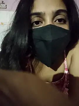 Snapshot of ALIZA_FENDY chatting on June 2026 07:08:02 PM ALIZA FENDY online show from June 2026 07:08:02 PM