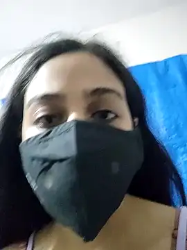 Snapshot of ALIZA_FENDY chatting on April 2026 01:56:01 PM ALIZA FENDY online show from April 2026 01:56:01 PM