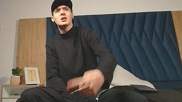 lio     online show from April 2026 03:21:01 AM