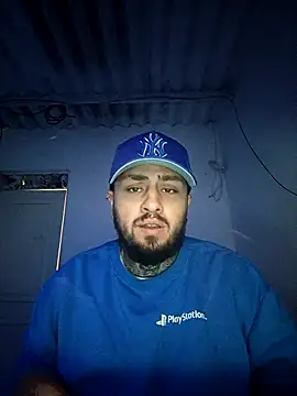 Snapshot of Neanea98 chatting on April 2026 01:40:01 PM Neanea98 online show from April 2026 01:40:01 PM