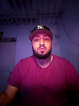 Snapshot of Neanea98 chatting on April 2026 11:44:02 AM Neanea98 online show from April 2026 11:44:02 AM