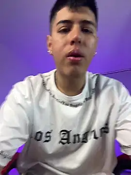 Snapshot of Angel_khouri_ chatting on April 2026 01:11:02 AM Angel khouri online show from April 2026 01:11:02 AM