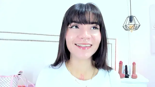 Snapshot of emma-sandoval chatting on May 2026 09:45:01 PM emma-sandoval online show from May 2026 09:45:01 PM
