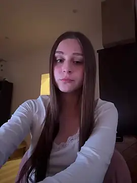 Snapshot of BellMeow_ chatting on May 2026 06:34:02 PM BellMeow online show from May 2026 06:34:02 PM