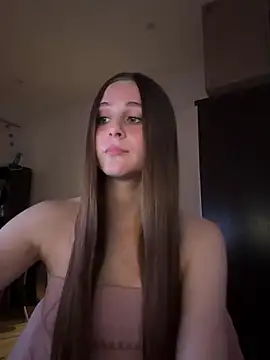 Snapshot of BellMeow_ chatting on June 2026 06:23:02 PM BellMeow online show from June 2026 06:23:02 PM