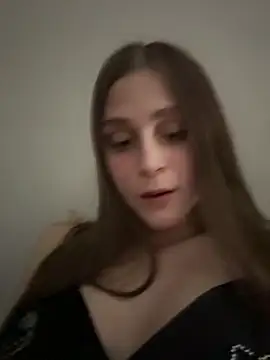 Snapshot of BellMeow_ chatting on March 2026 11:49:01 PM BellMeow online show from March 2026 11:49:01 PM