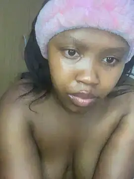 Prettiestheavenly online show from May 2026 09:18:01 PM