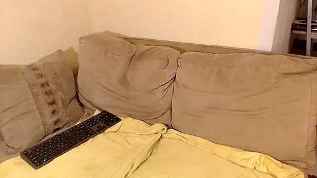 Prettiestheavenly online show from April 2026 04:53:01 PM