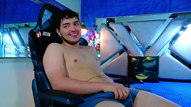 Oliver Jamees online show from April 2026 12:22:01 PM