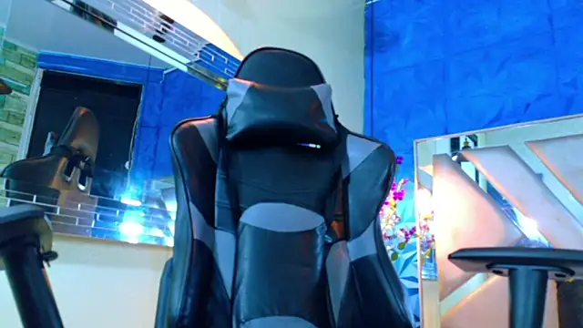 Oliver Jamees online show from March 2026 11:45:01 AM