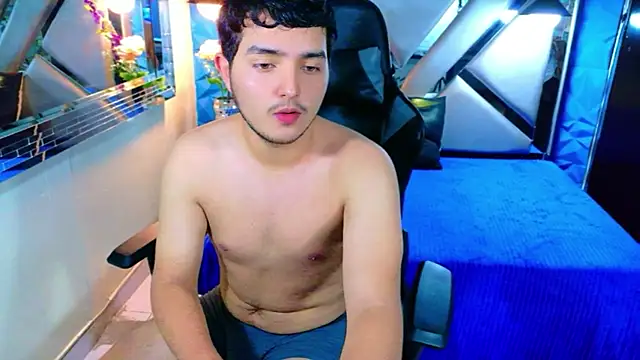 Oliver Jamees online show from April 2026 12:20:01 PM