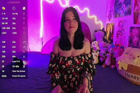 Snapshot of corina__pink chatting on June 2026 05:23:02 AM corina pink online show from June 2026 05:23:02 AM