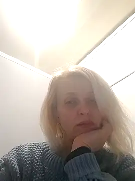 MiaLove183 online show from March 2026 09:22:02 AM