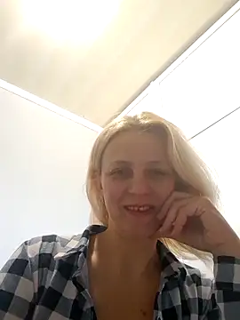 MiaLove183 online show from April 2026 08:19:01 AM