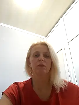 MiaLove183 online show from June 2026 01:56:01 PM